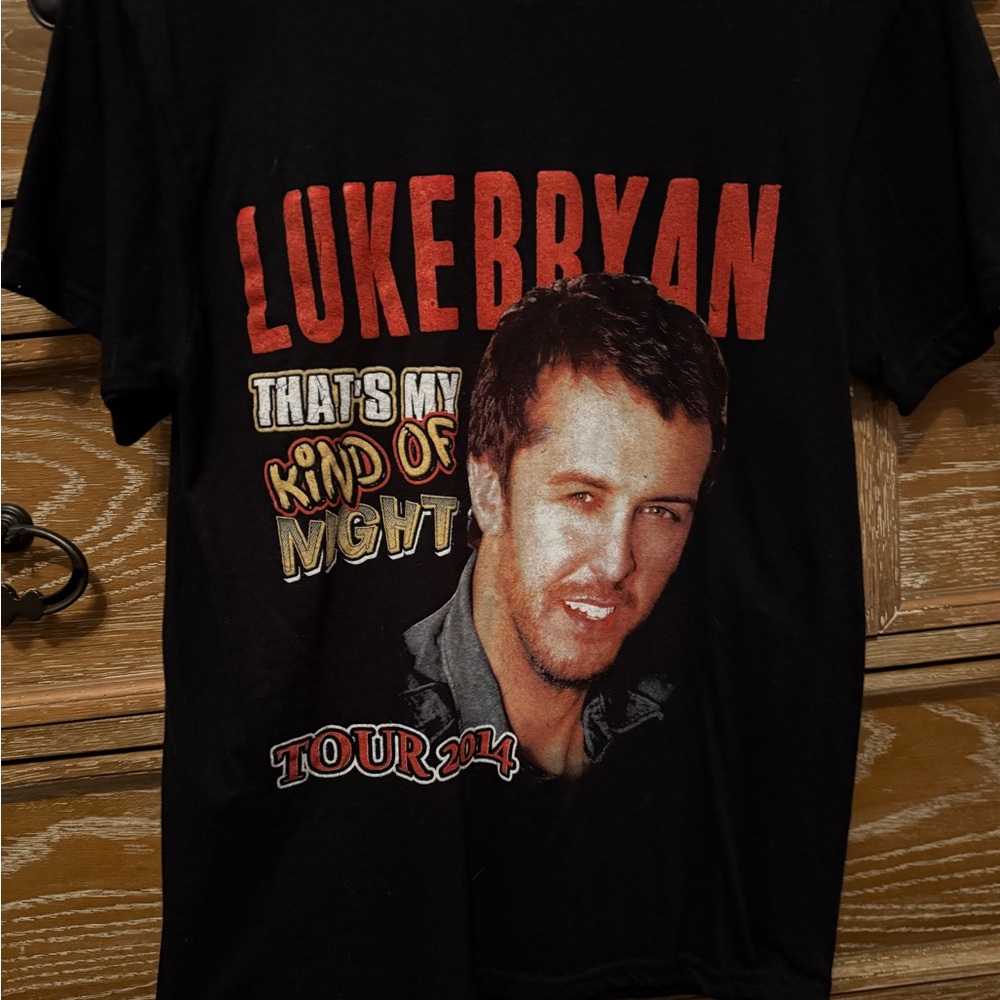 Black Graphic T-Shirt: Luke Bryan